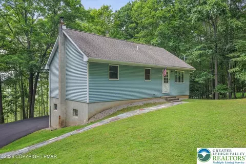 341 Rose Marie Ln, East Stroudsburg, PA 18302