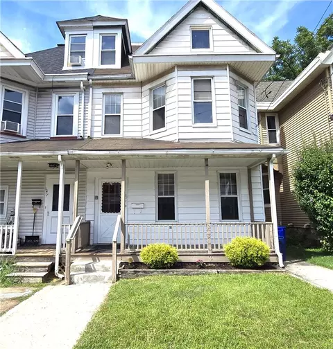 1215 Bushkill St, Easton, PA 18042