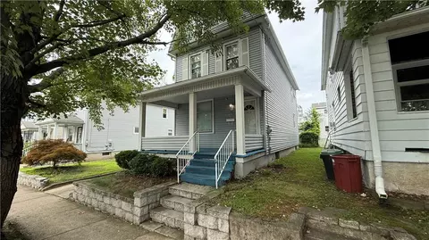 East Bennett Street, Kingston, PA 18704