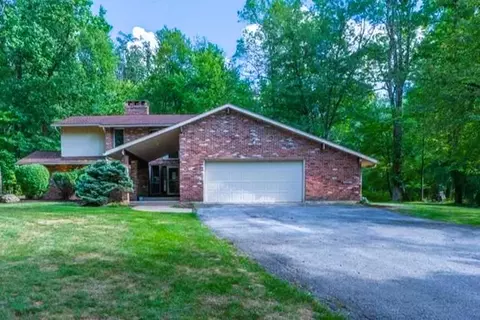 610 Wood St, Emmaus, PA 18049