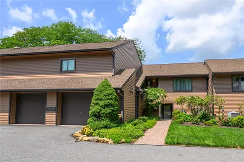 103 Brynwood Dr, Palmer Township, PA 18045