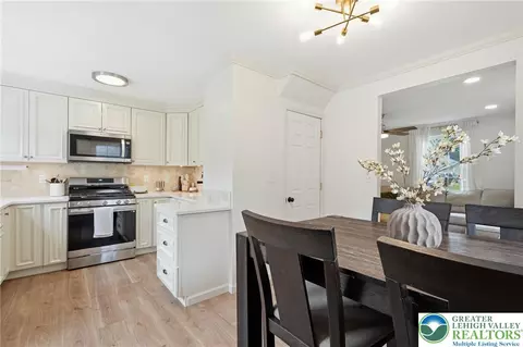 Kitchen - 408 Maple Rd, Hellertown, PA 18055 photo 1 of 6