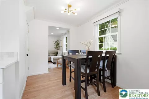 Dining - 408 Maple Rd, Hellertown, PA 18055 photo 3 of 4