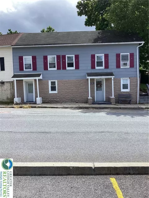 339 S Wayne St, Orwigsburg, PA 17961