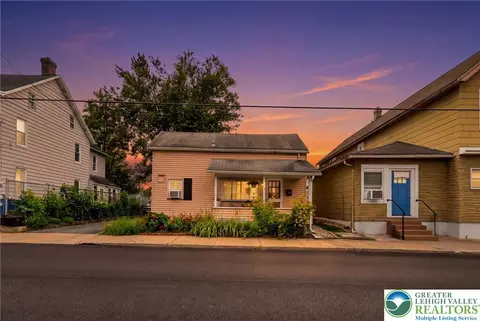 1424 Newport Ave, Northampton, PA 18067
