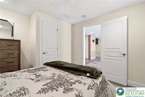 Bedroom - 245 E Dell Rd, Bath, PA 18014 photo 10 of 11