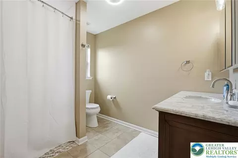 Bath - 245 E Dell Rd, Bath, PA 18014 photo 7 of 10