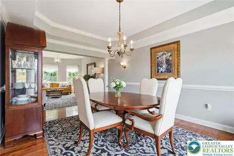 Dining - 245 E Dell Rd, Bath, PA 18014 photo 3 of 8