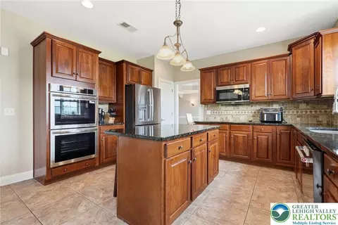 Kitchen - 245 E Dell Rd, Bath, PA 18014 photo 2 of 9