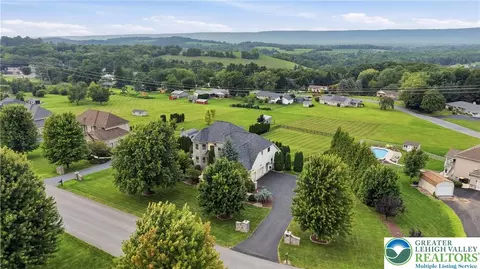 View/Area - 245 E Dell Rd, Bath, PA 18014 photo 1 of 7