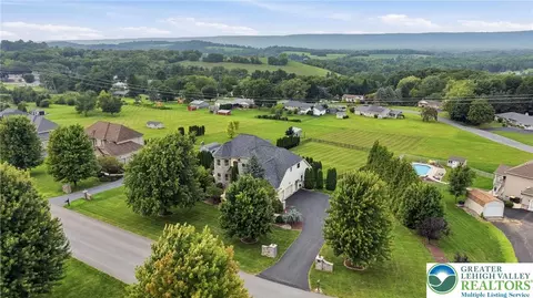 View/Area - 245 E Dell Rd, Bath, PA 18014 photo 4 of 7