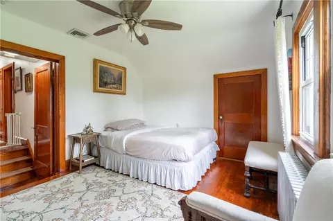 Bedroom - 665 Point Phillips Rd, Bath, PA 18014 photo 8 of 8