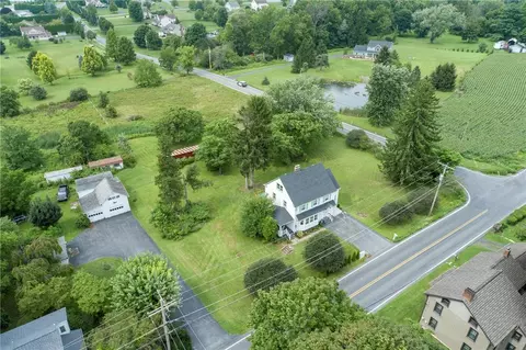 View/Area - 665 Point Phillips Rd, Bath, PA 18014 photo 1 of 7