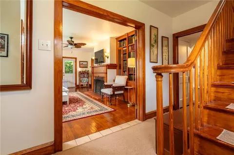 Entry Way - 665 Point Phillips Rd, Bath, PA 18014 photo 2 of 7