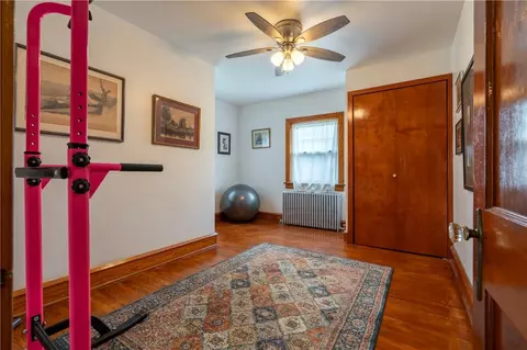 Bedroom - 665 Point Phillips Rd, Bath, PA 18014 photo 1 of 8
