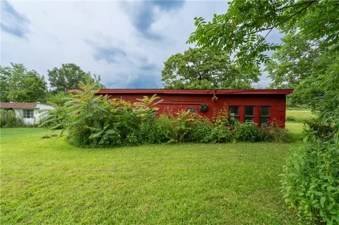 Exterior - 665 Point Phillips Rd, Bath, PA 18014 photo 17 of 23