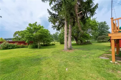 Exterior - 665 Point Phillips Rd, Bath, PA 18014 photo 12 of 23