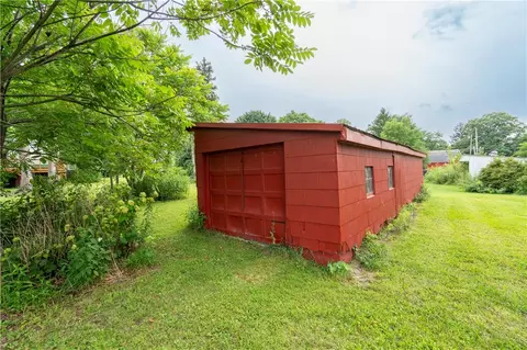 Exterior - 665 Point Phillips Rd, Bath, PA 18014 photo 19 of 23