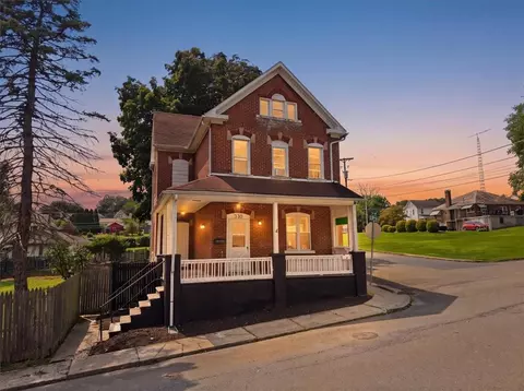 330 N 6th St, Bangor, PA 18013