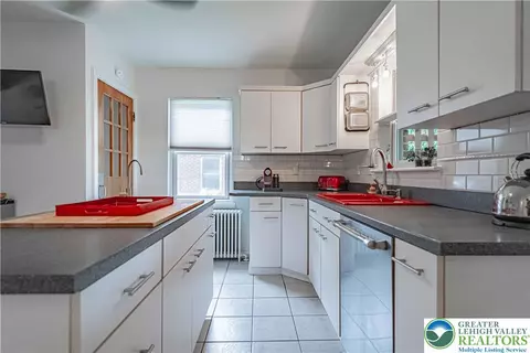 Kitchen - 229 E Wall St, Bethlehem, PA 18018 photo 3 of 6