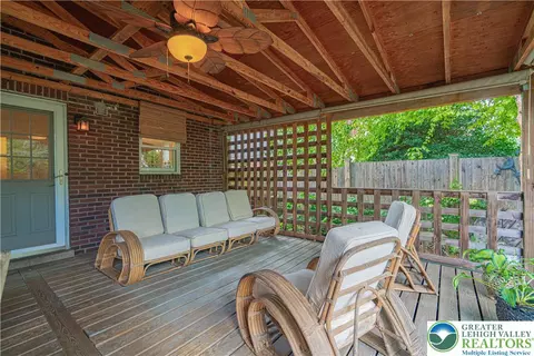 Exterior - 229 E Wall St, Bethlehem, PA 18018 photo 7 of 16
