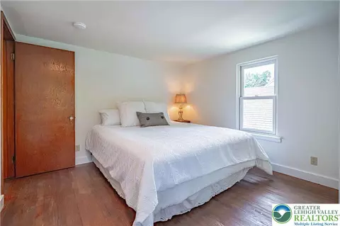 Bedroom - 229 E Wall St, Bethlehem, PA 18018 photo 5 of 6