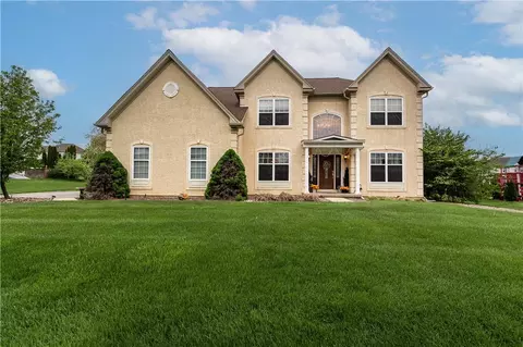 4415 Crosswinds Dr, Easton, PA 18045