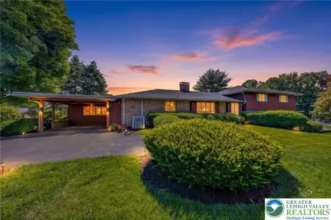 100 S Greenwood Ave, Easton, PA 18045