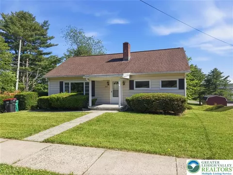 929 Coal St, Lehighton, PA 18235