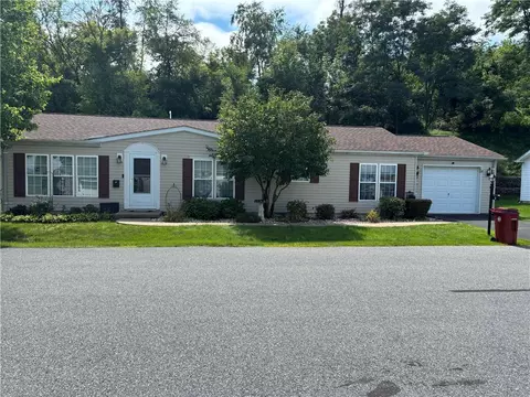 11 Abbey Rd, Easton, PA 18040