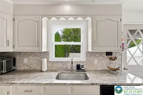 Kitchen - 763 5th St, Fullerton, PA 18052 photo 5 of 6