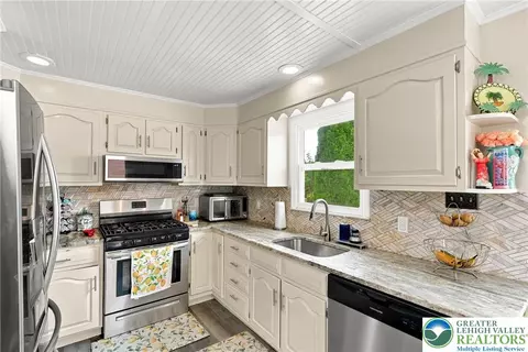 Kitchen - 763 5th St, Fullerton, PA 18052 photo 1 of 6