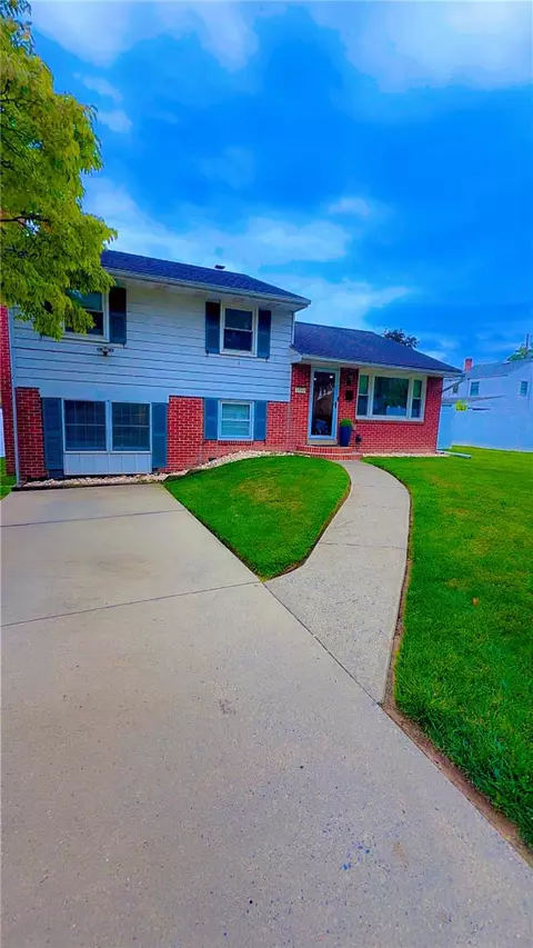 1844 29th St SW, Allentown, PA 18103