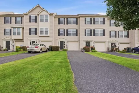 1111 Sparrow Way, Breinigsville, PA 18031