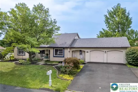 8138 Pheasant Run, Fogelsville, PA 18051