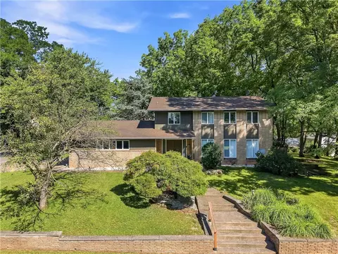 2421 W Greenleaf, Allentown, PA 18104