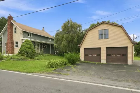 1260 Grange Rd, Wescosville, PA 18106