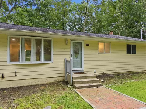 6619 Delilah Rd, East Stroudsburg, PA 18302