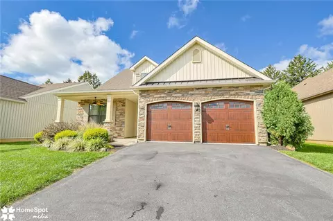 3551 Daylily Dr, Emmaus, PA 18049