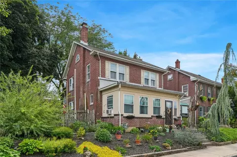 410 2nd St, Emmaus, PA 18049