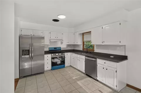 Kitchen - 1434 E 6th St, Bethlehem City, PA 18020 photo 1 of 2