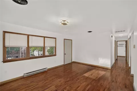 Living - 1434 E 6th St, Bethlehem City, PA 18020 photo 4 of 7