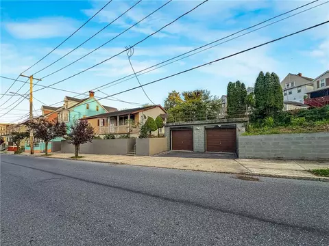 Exterior - 1434 E 6th St, Bethlehem City, PA 18020 photo 4 of 24