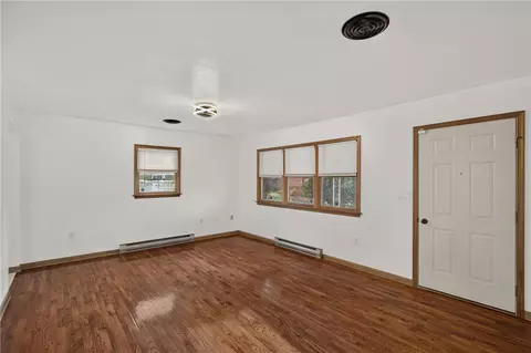 Living - 1434 E 6th St, Bethlehem City, PA 18020 photo 1 of 7
