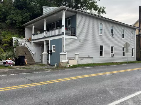 39 Canal St, Lehighton, PA 18235