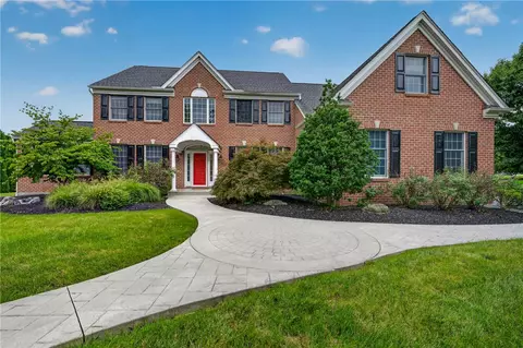 2362 Cross Creek Rd, Macungie, PA 18062
