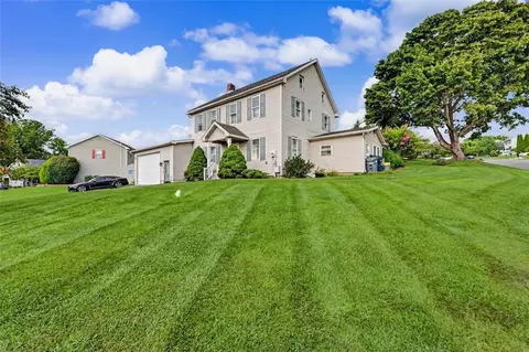 309 Jubilee Dr, Stockertown, PA 18083