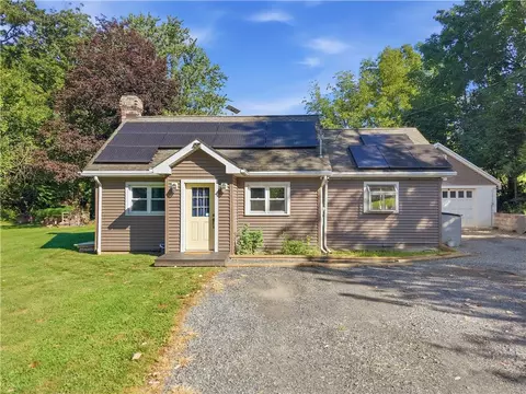 5640 Sullivan Trl, Easton, PA 18040
