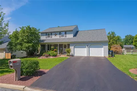 1831 Piccadilly Cir, Allentown, PA 18103