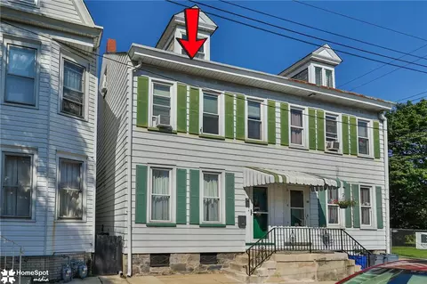 31 S 10th St, Easton, PA 18042